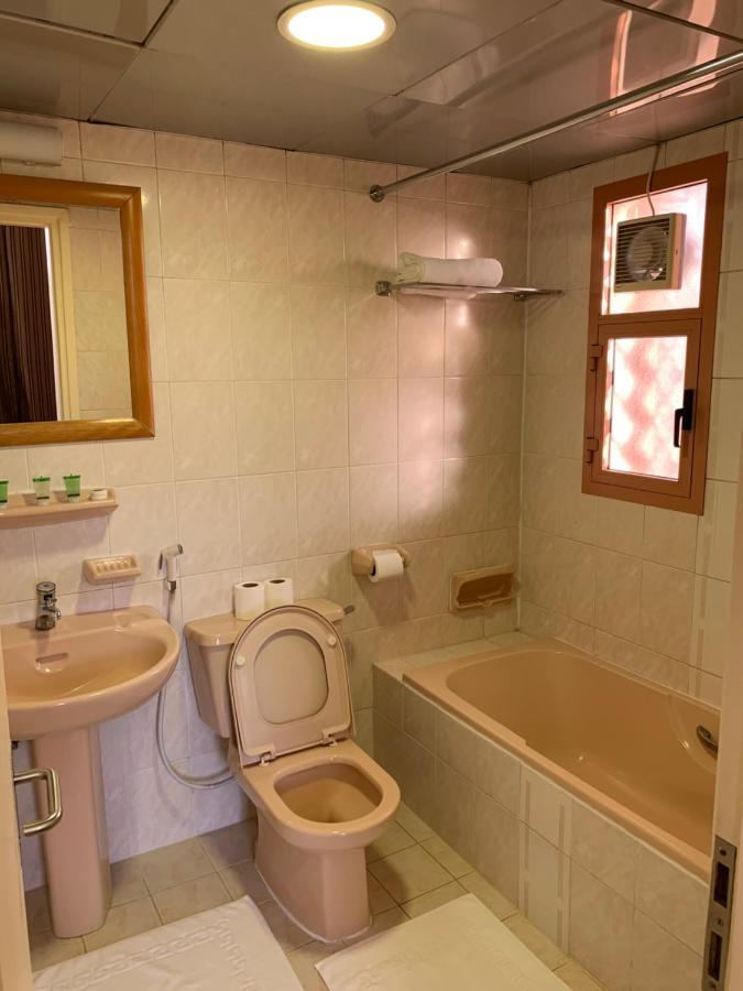 Top Hotel Apartments Аль-Айн Екстер'єр фото